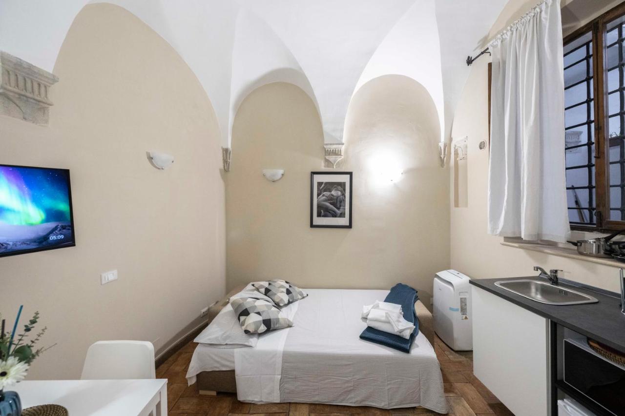 Studio Delle Grotte - Campo De' Fiori Rome Exterior photo